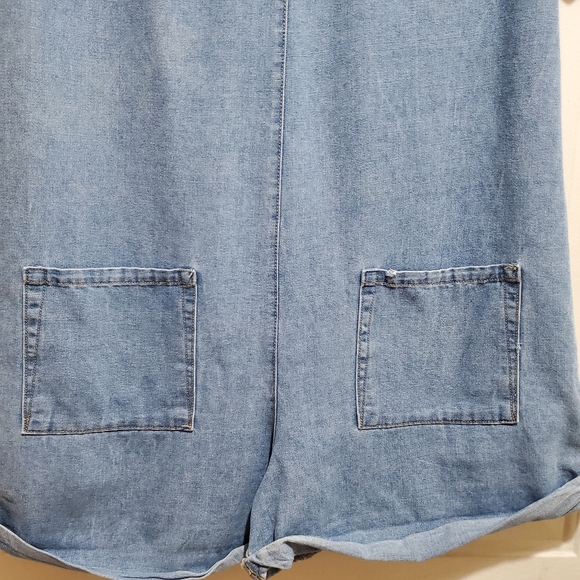 Lumière Lightwashed Distressed Denim Romper - Picture 9 of 12